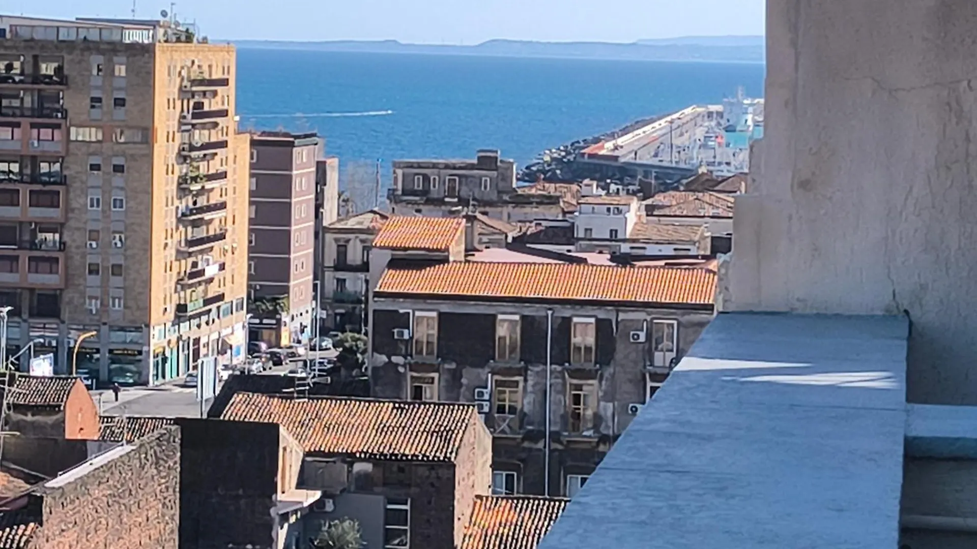 Apartment Home Station Catania